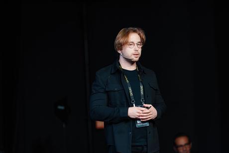 The speaker’s profile picture